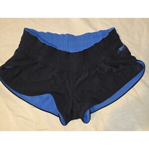 Lululemon Surf Short II in Pipe Dream Blue and Black See Measurements